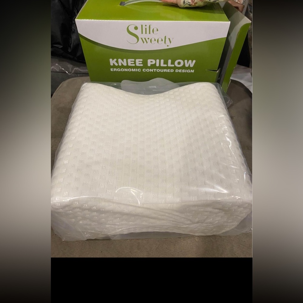 Knee pillow
